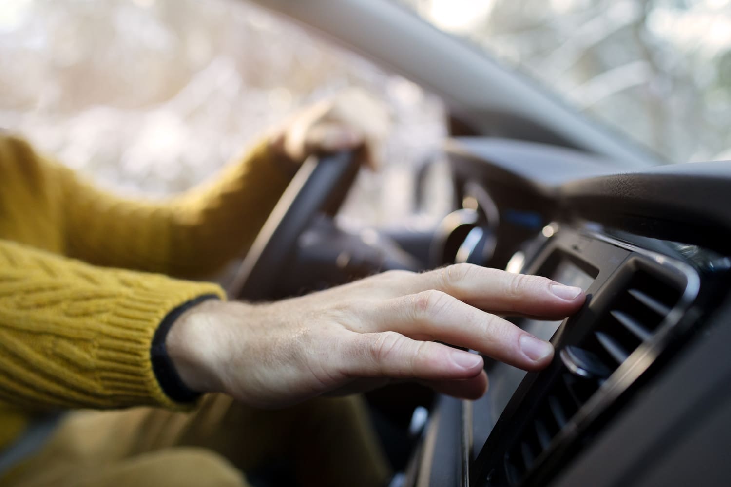 Cuidados com o ar-condicionado do carro: confira dicas importantes -  Bompreço Auto Peças