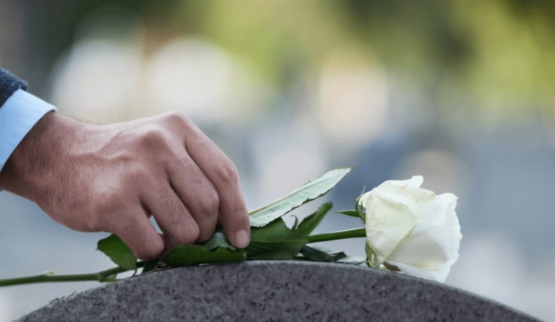 O que é seguro funeral e quanto custa