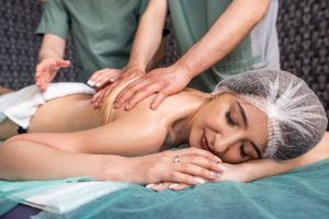 Você conhece os benefícios da Massagem Tântrica