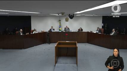 Defesas de réus comentam voto do ministro Luiz Fux