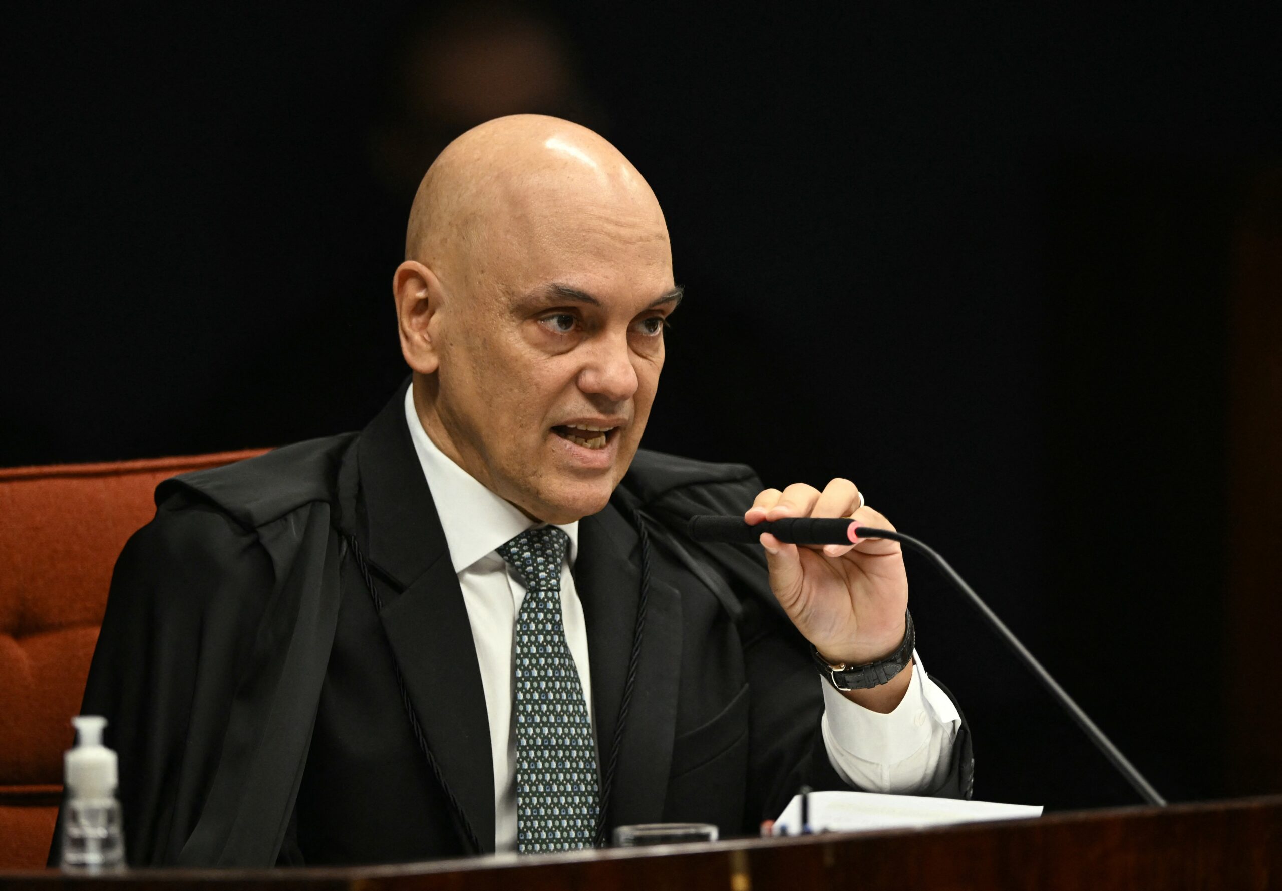 Julgamento de Bolsonaro e mais 7 réus terá dia extra após pedido de Moraes