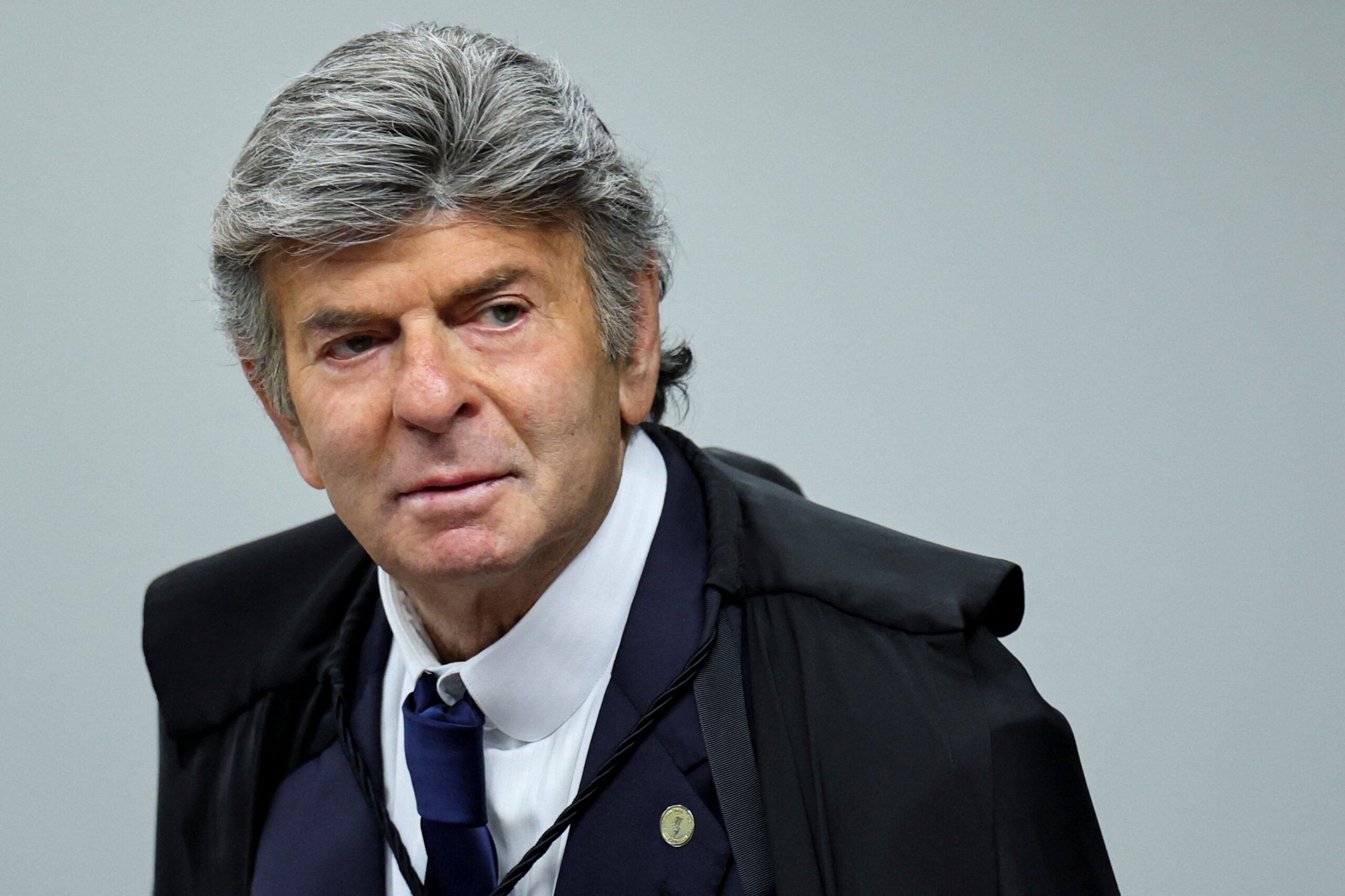 VALDO: ministros vão aproveitar voto de Cármen Lúcia para rebater Fux