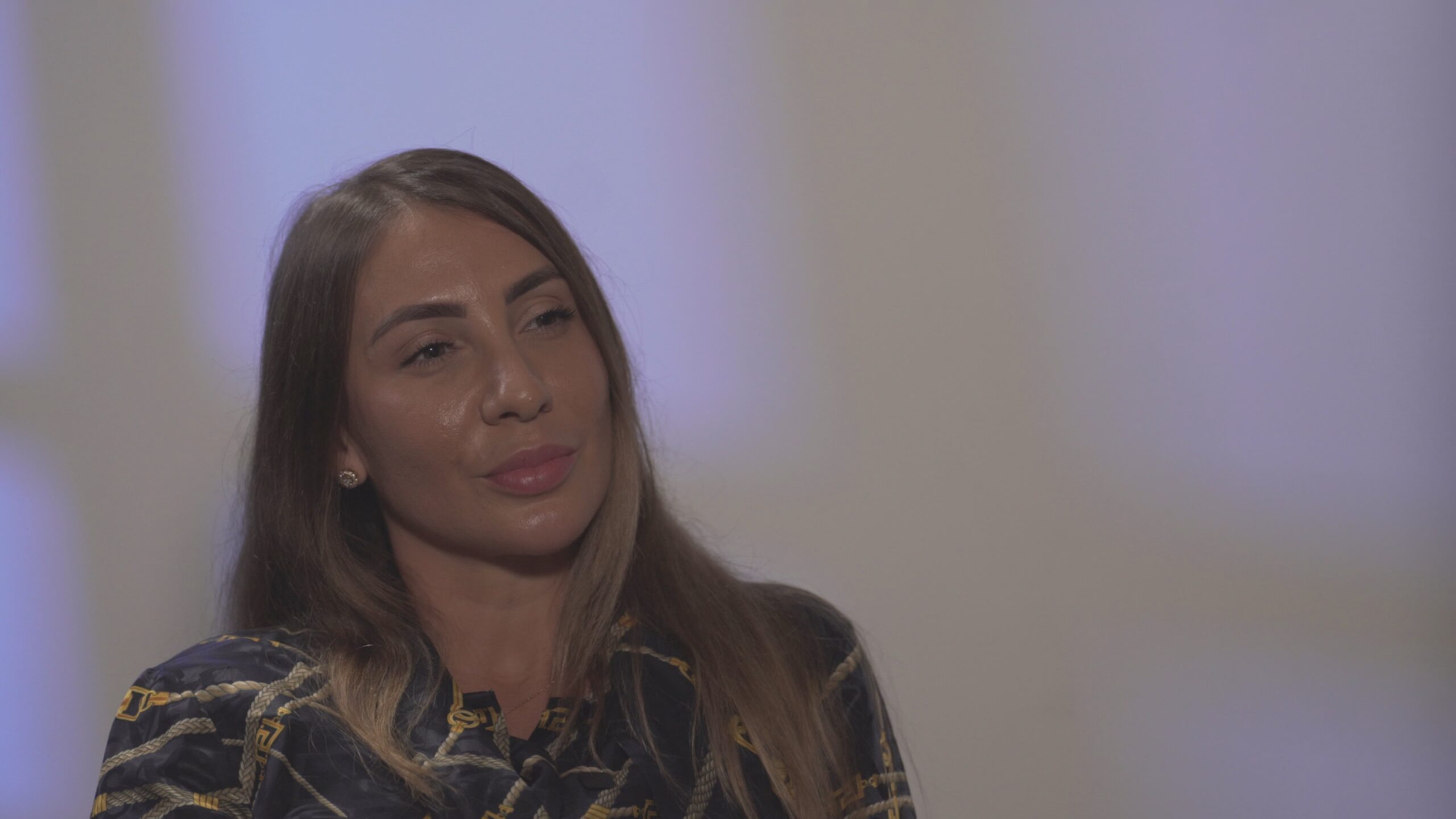 'Começou tirando a blusa, e foi evoluindo', diz brasileira sobre Epstein