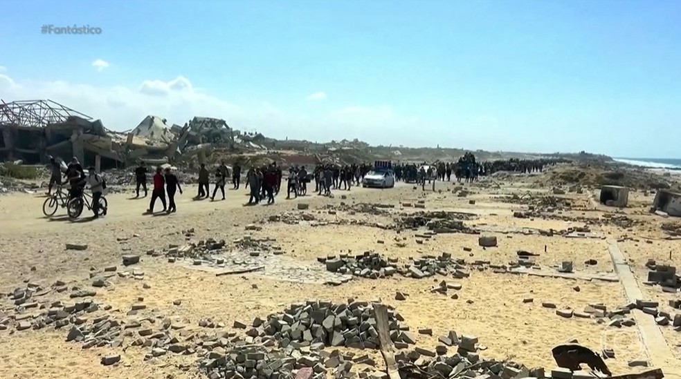 Após cessar-fogo, moradores de Gaza enfrentam destruição, falam dos horrores da guerra e mostram esperança na reconstrução — Foto: Reprodução/Fantástico