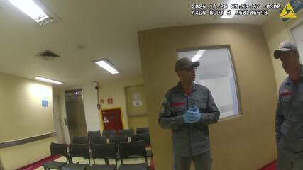 Bombeiros conversam sobre a falta de estrutura do hospital para onde a vítima foi levada