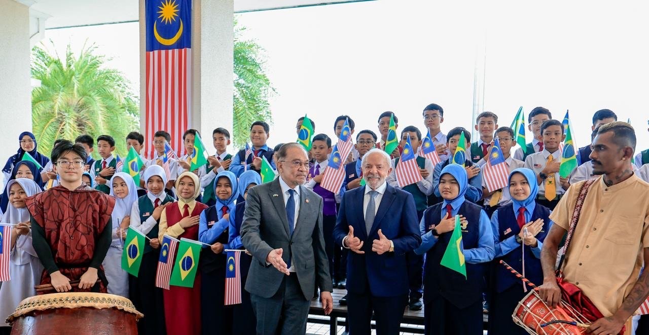 Brasil e Malásia assinam acordo de comércio e investimentos