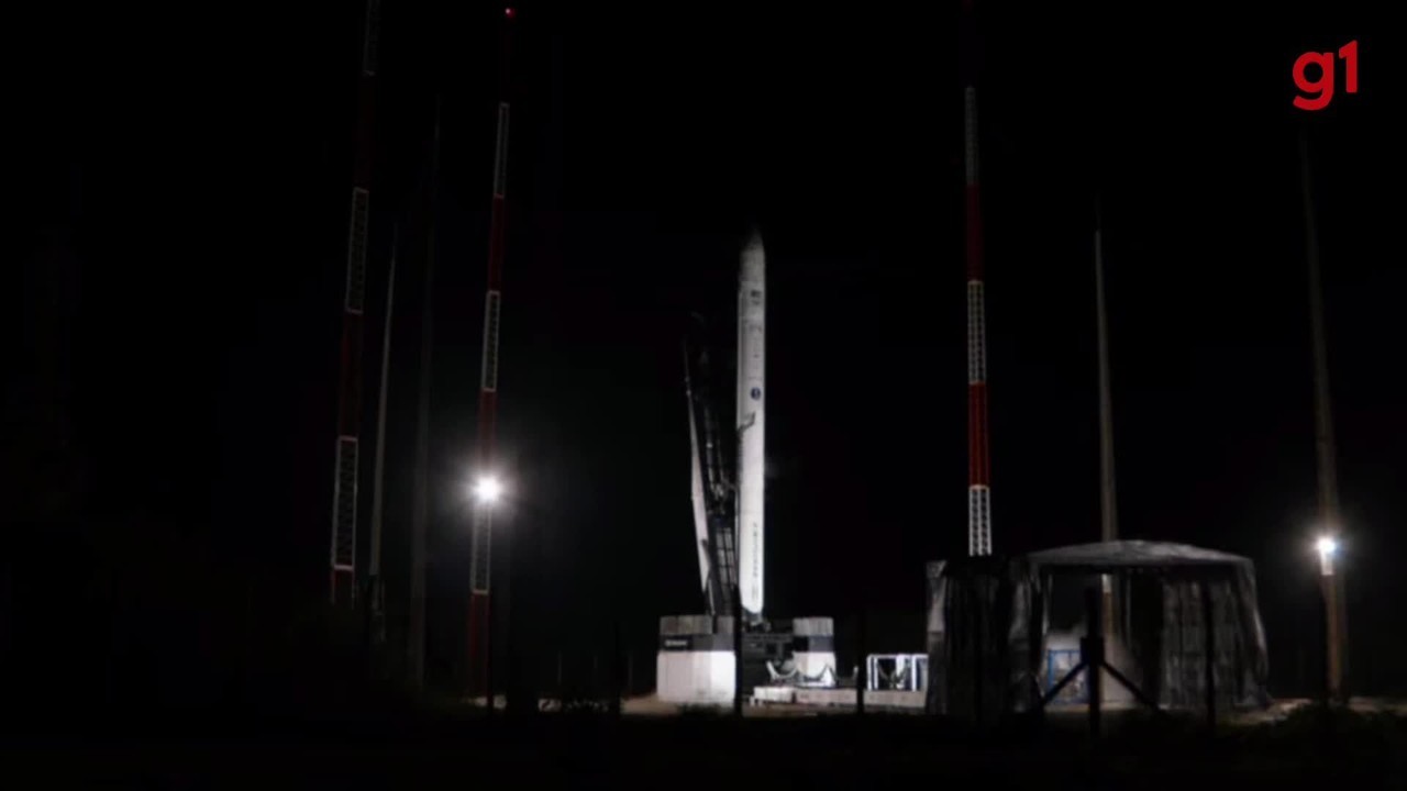 CEO de empresa coreana pede desculpas após explosão de foguete