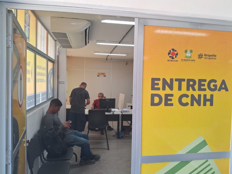 Sala de entrega de Carteira Nacional de Habilitação do Detran-RN — Foto: Divulgação