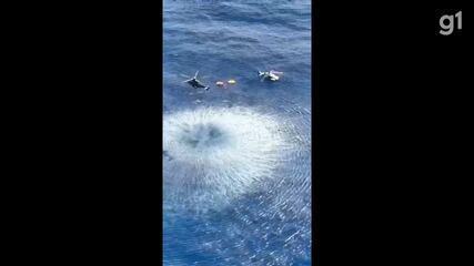 VÍDEO: Marinha resgata trabalhadores após pouso de emergência em praia do RJ