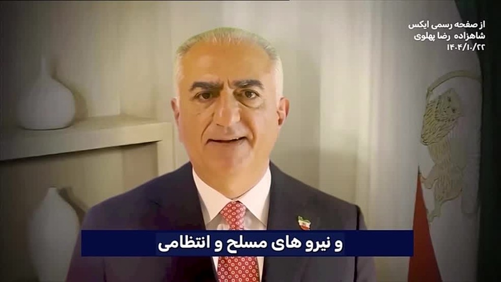 TV estatal do Irã é hackeada e exibe mensagem de opositor do regime dos aiatolás — Foto: Irinn via REUTERS