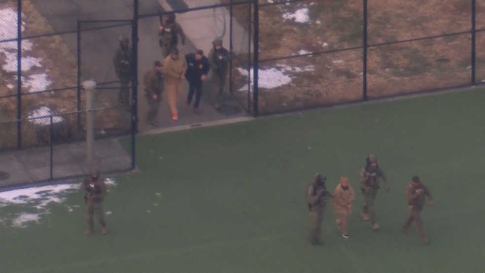 Nicólas Maduro é transferido — Foto: Reprodução/Reuters