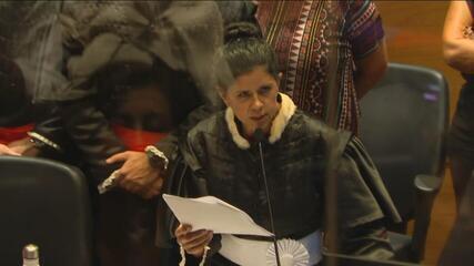 Juíza lê a sentença do julgamento dos dois condenados por matar Marielle Franco