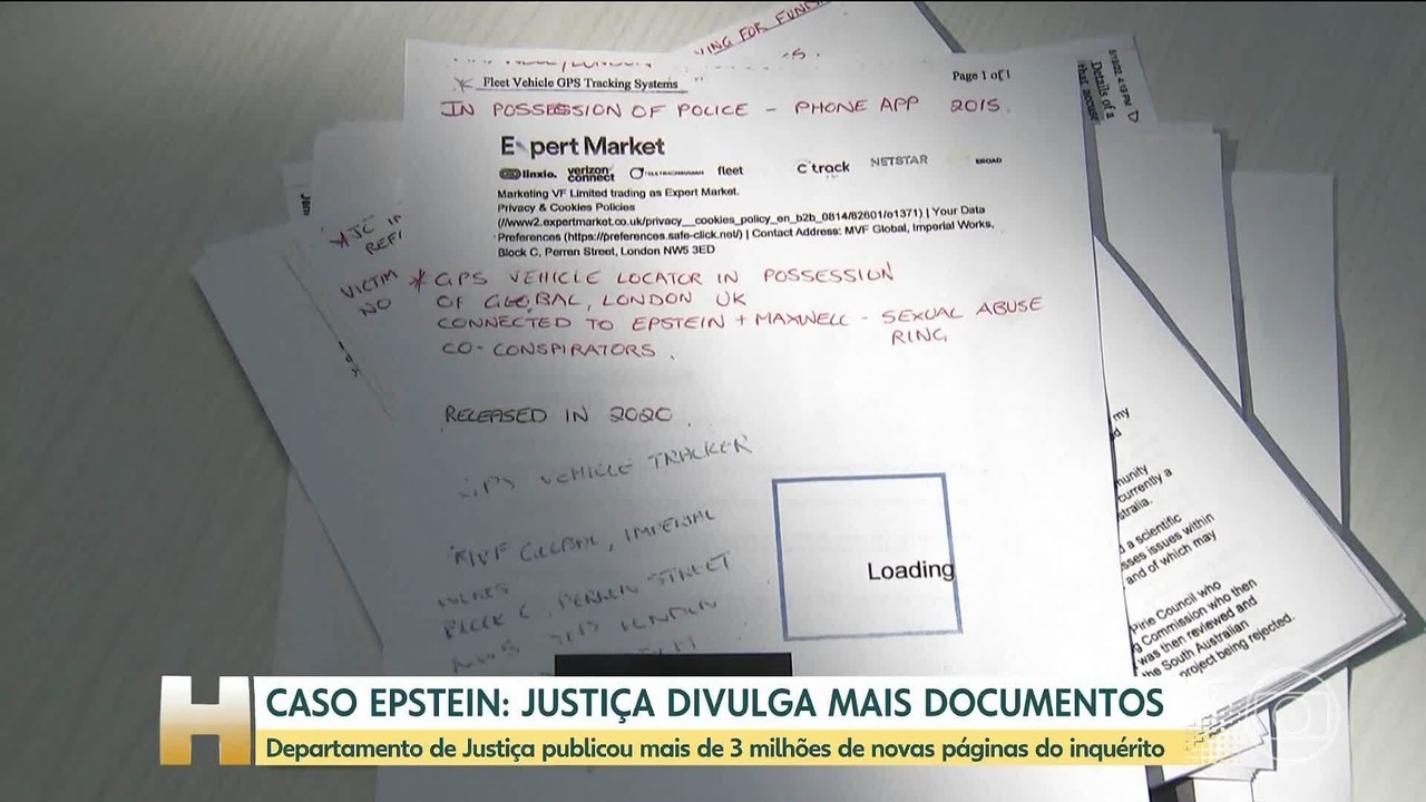 Epstein trocou elogios sobre Bolsonaro com Steve Bannon: 'Mudou o jogo'