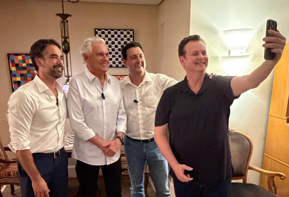 Kassab postou foto com Eduardo Leite, Ronaldo Caiado e Ratinho Jr, o trio de presidenciáveis do PSD — Foto: Reprodução/X