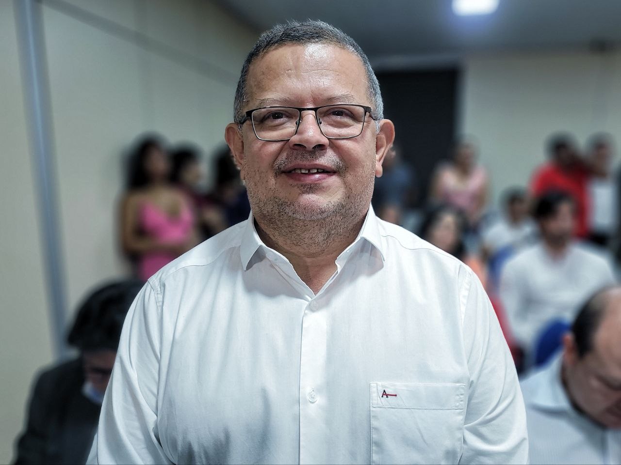 Chefe da Amapá Previdência passou celular a amigo e saiu de casa antes da chegada da PF