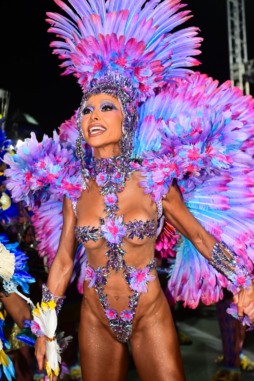 Sabrina Sato na concentração da Gaviões da Fiel em São Paulo. — Foto: Léo Franco/AgNews