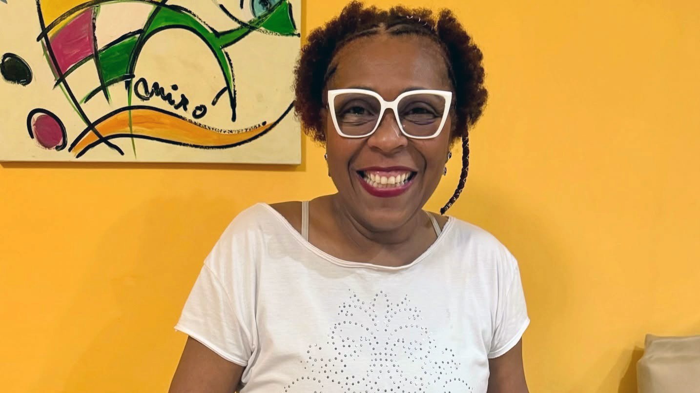 Médica morre baleada durante perseguição da PM a criminosos no Rio