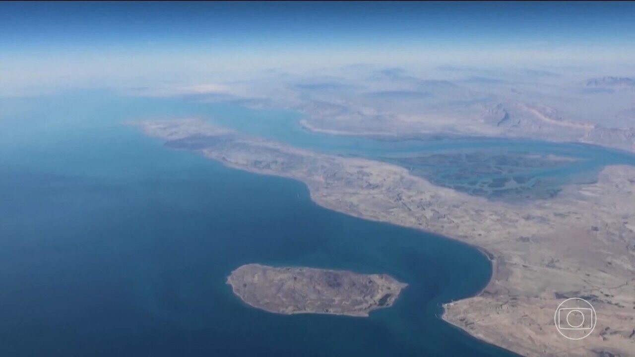 Trump dá 48 horas para Irã 'reabrir totalmente' o Estreito de Ormuz