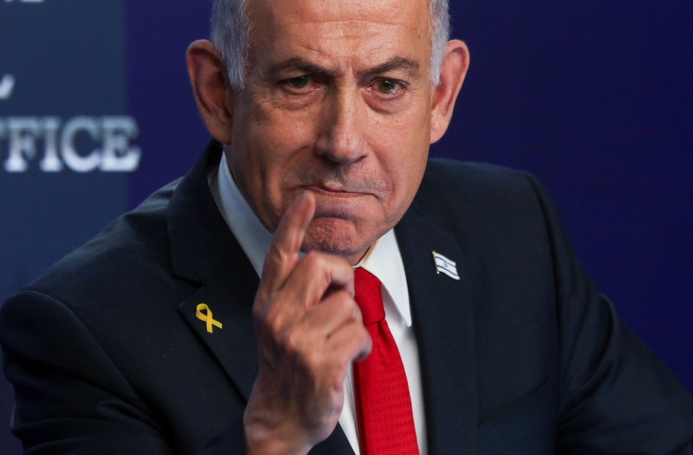 O primeiro-ministro de Israel, Benjamin Netanyahu, durante pronunciamento em 21 de maio de 2025 — Foto: REUTERS/Ronen Zvulun/Pool
