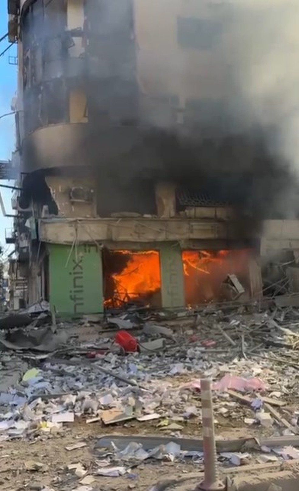 Prédio vizinho de Romilda — Foto: Acervo pessoal