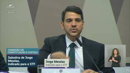 'Sou totalmente contra o aborto', diz Messias em sabatina no Senado