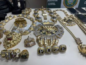 MC Poze do Rodo diz ter sido mantido refém em assalto em casa no Rio