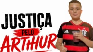Morre menino de 11 anos que comeu bolo supostamente envenenado