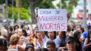 Por que a violência pesa mais sobre crianças, negros, mulheres e LGBT+ no Brasil