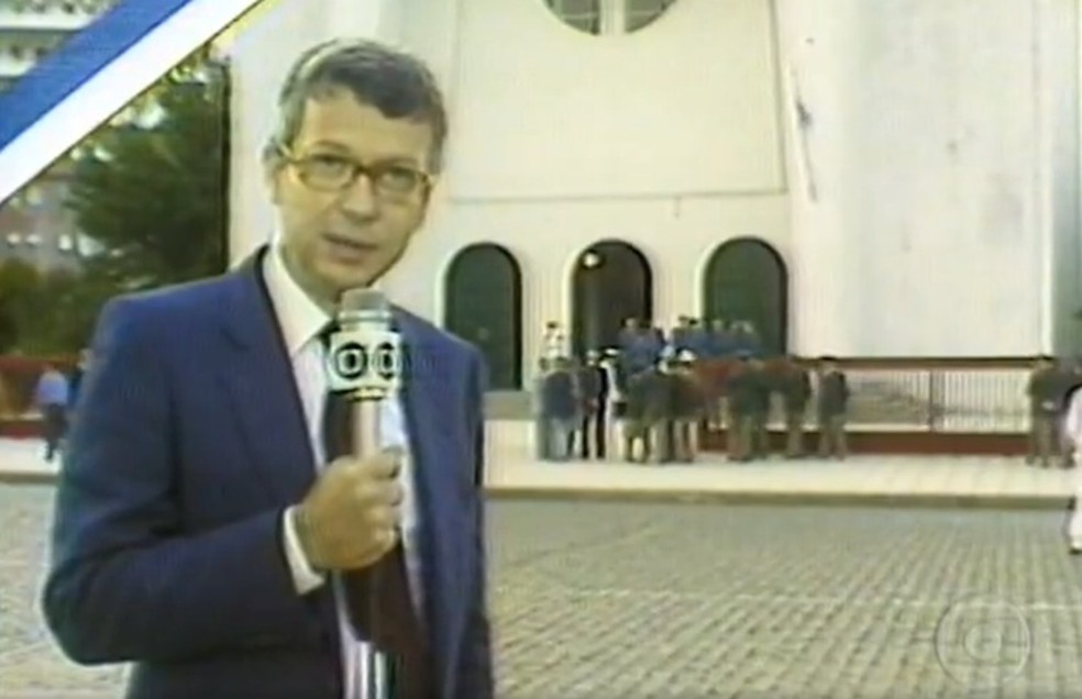 Renato Machado durante cobertura da Guerra das Malvinas — Foto: Acervo TV Globo