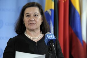 Governo diz que justificativas para retirar visto de embaixadora são falsas