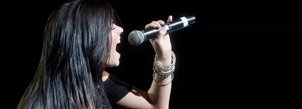 Demi Lovato canta em São Paulo em 2010 — Foto: Daigo Oliva/G1